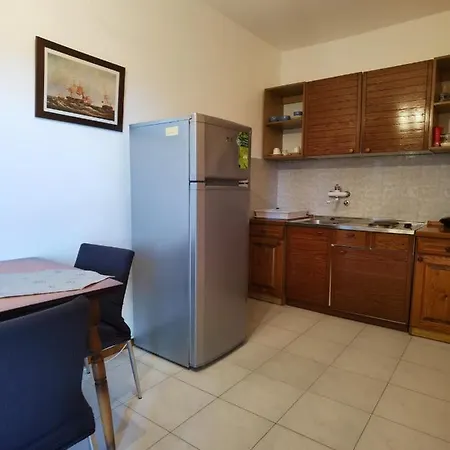 Apartment Tina Smokvica (Korcula)